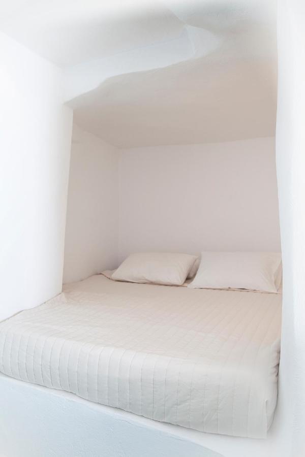 Whitedeck Santorini Hotel Imerovigli  Phòng bức ảnh